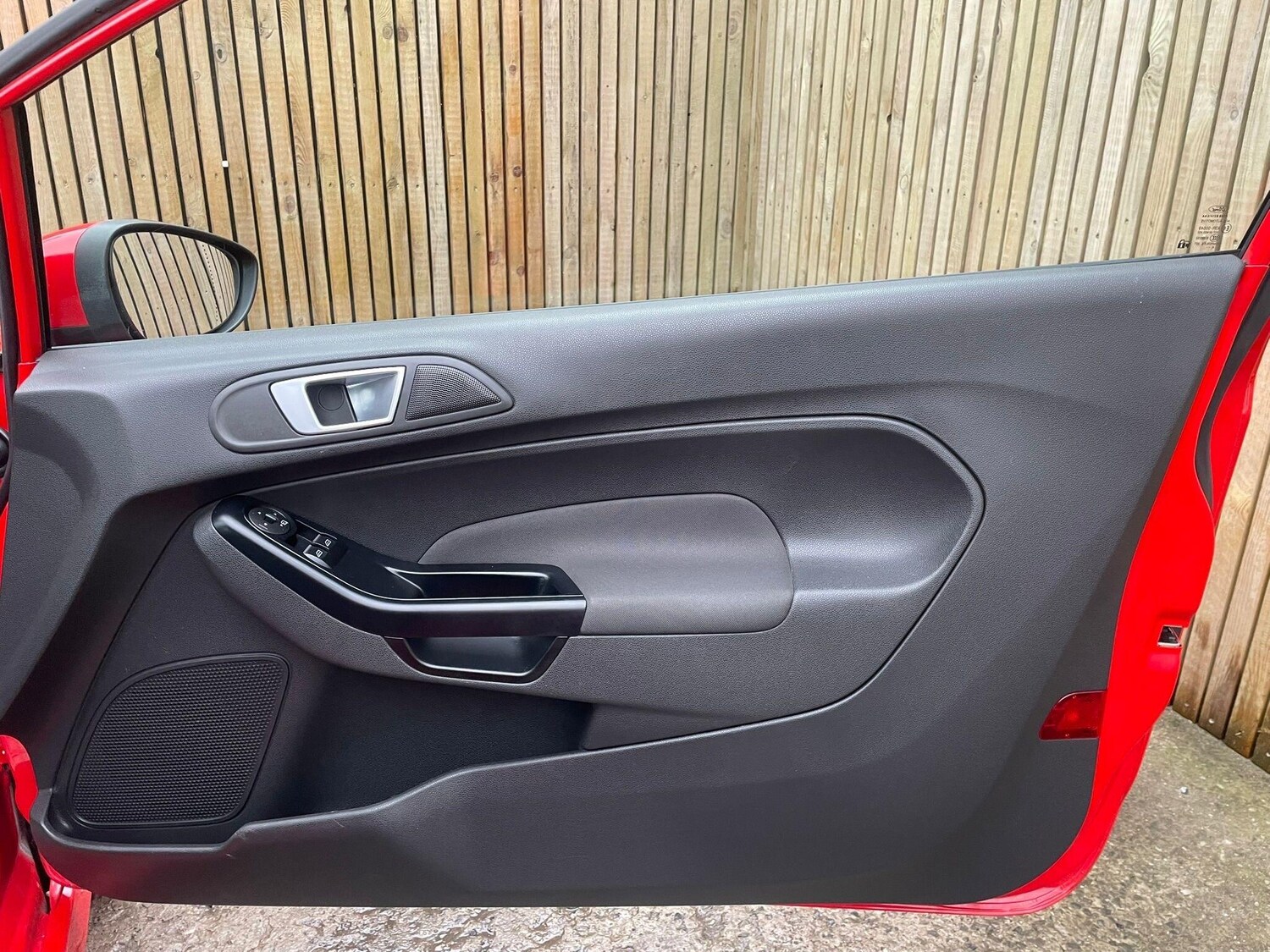 Used Ford Fiesta 2015 for sale - 77425298: Photo 35