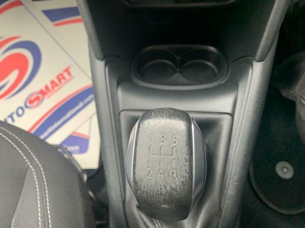 Used Peugeot 208 2016 for sale - 76270385: Photo 38