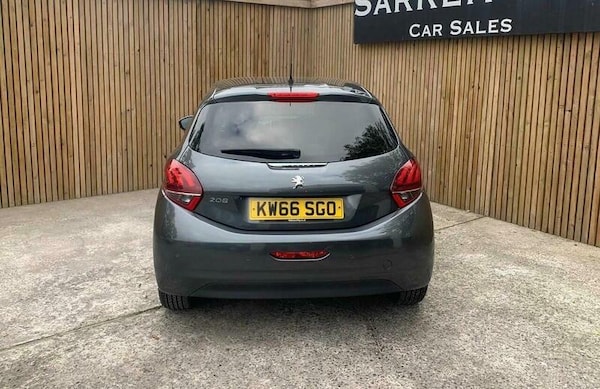 Used Peugeot 208 2016 for sale - 76270385: Photo 6
