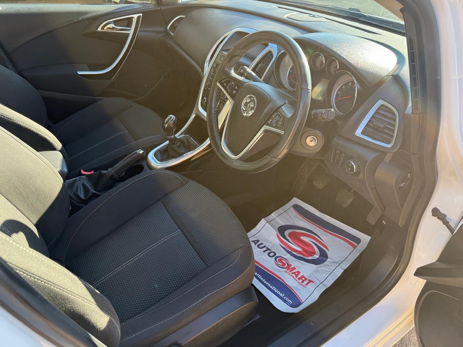 Used Vauxhall Astra 2014 for sale - 77559640: Photo 9