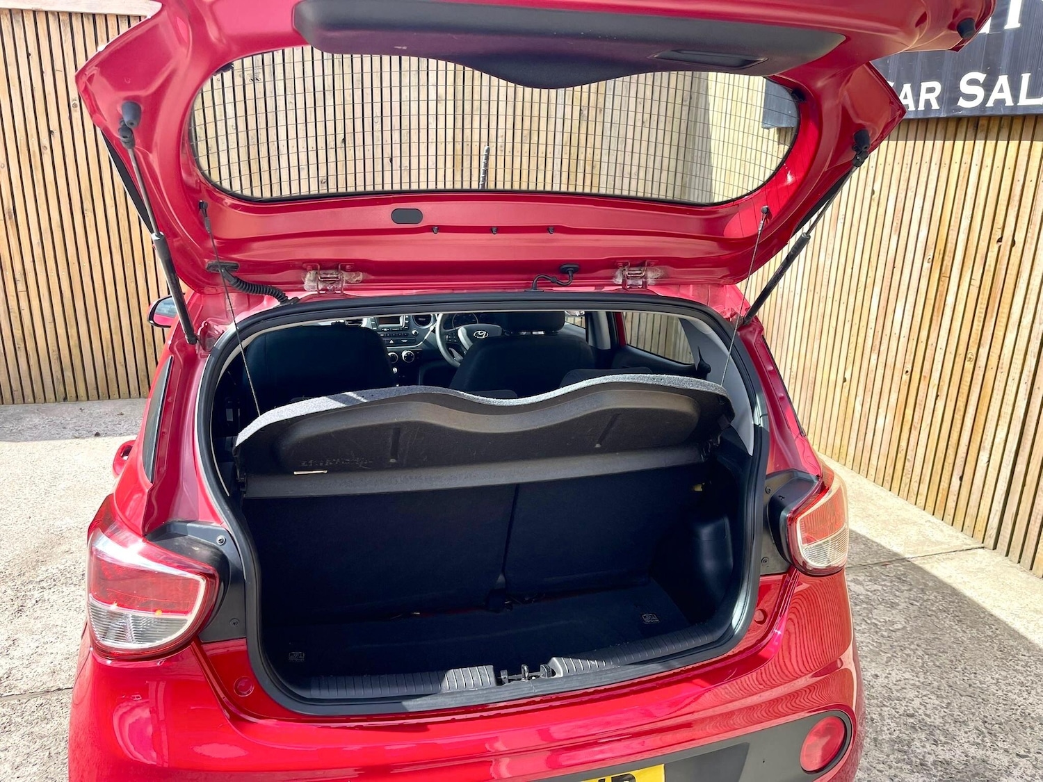 Used Hyundai i10 2018 for sale - 78127507: Photo 10