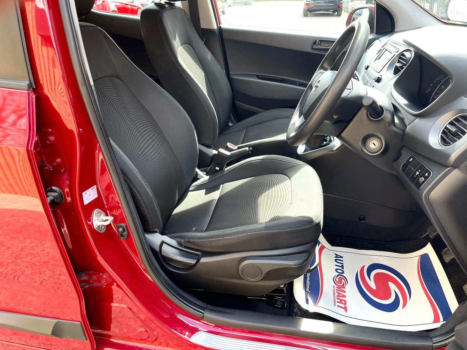 Used Hyundai i10 2018 for sale - 78127507: Photo 11