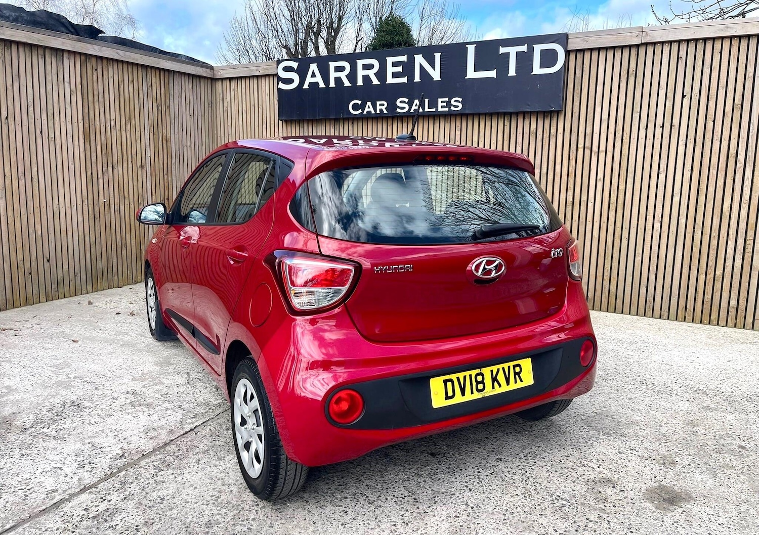 Used Hyundai i10 2018 for sale - 78127507: Photo 2