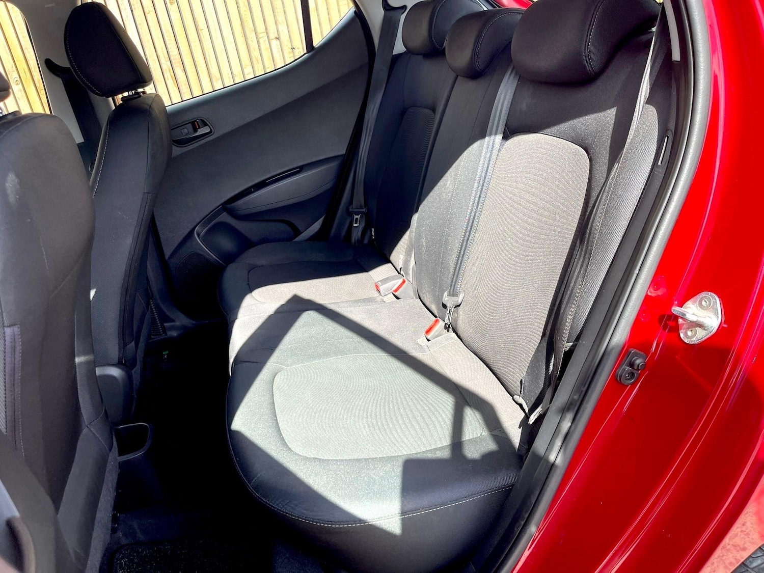 Used Hyundai i10 2018 for sale - 78127507: Photo 40