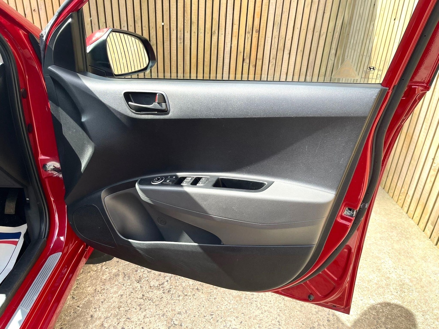 Used Hyundai i10 2018 for sale - 78127507: Photo 47