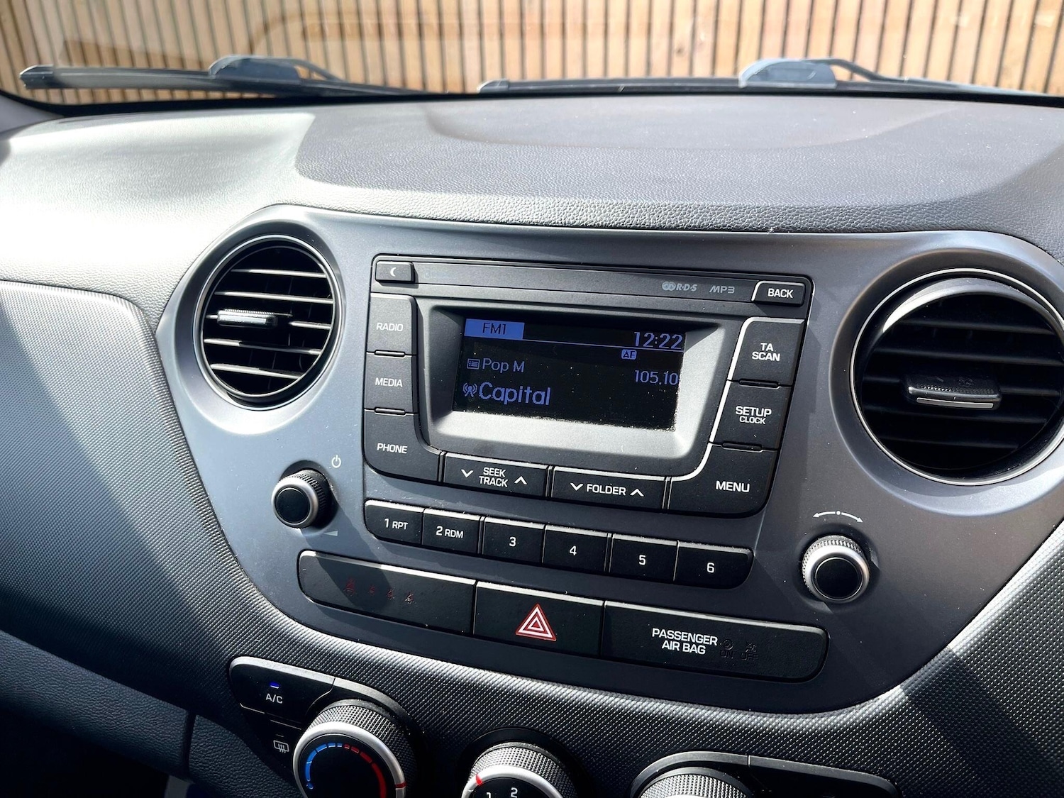 Used Hyundai i10 2018 for sale - 78127507: Photo 55