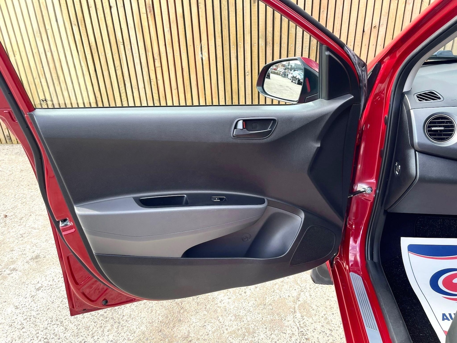 Used Hyundai i10 2018 for sale - 78127507: Photo 56