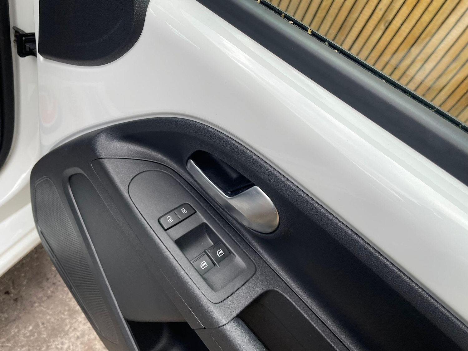 Used Volkswagen up! 2018 for sale - 76377255: Photo 39