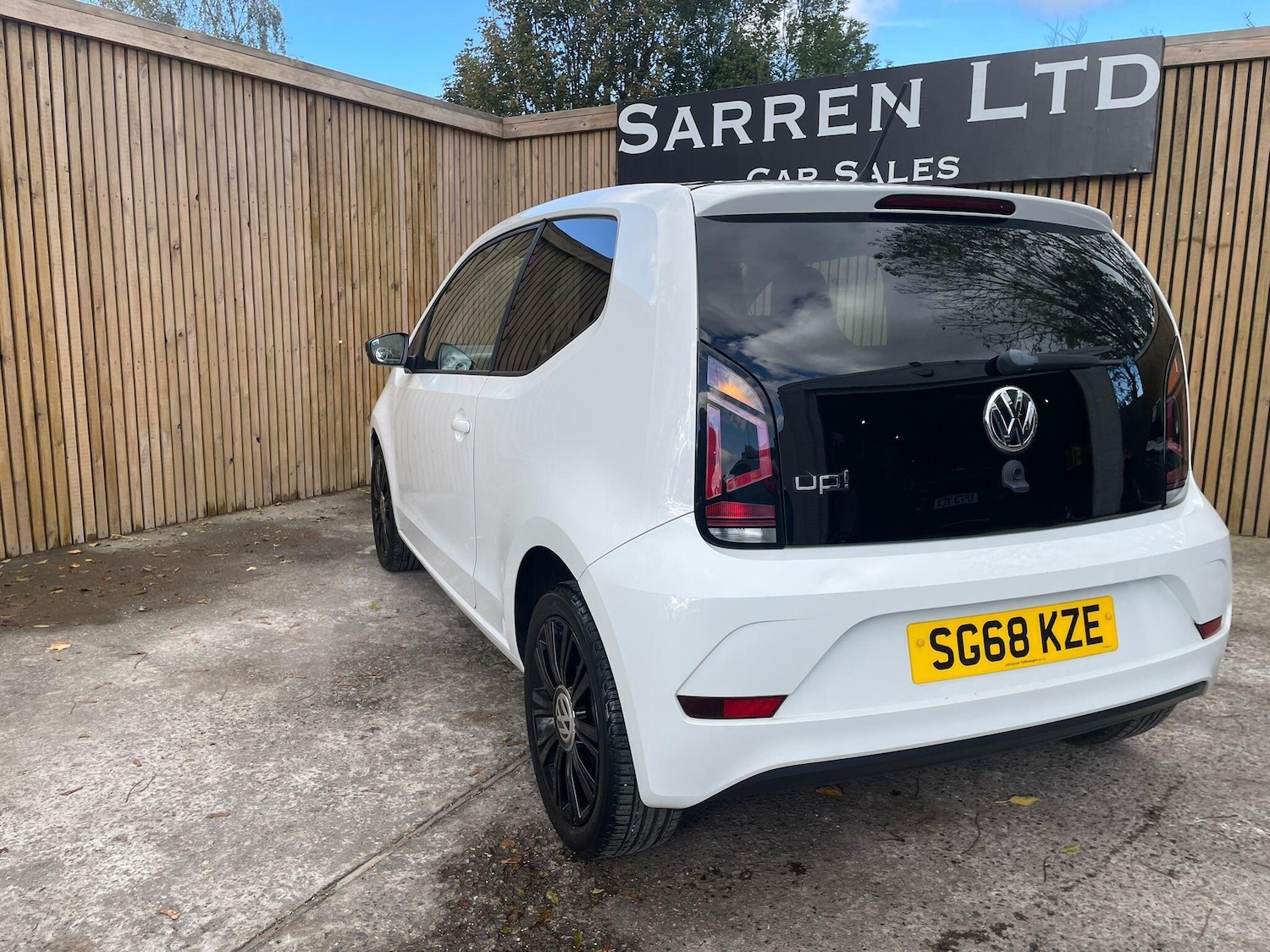 Used Volkswagen up! 2018 for sale - 76377255: Photo 54