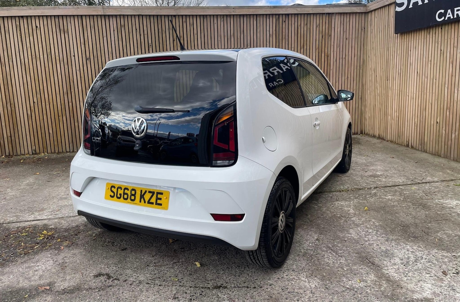 Used Volkswagen up! 2018 for sale - 76377255: Photo 59