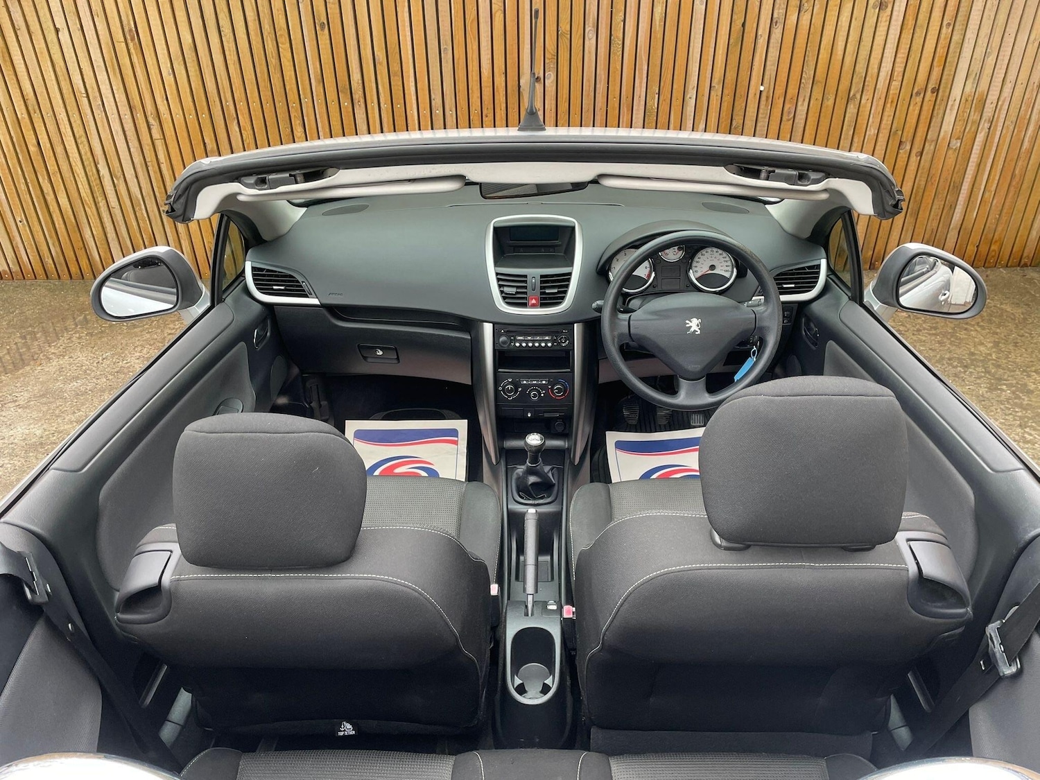 Used Peugeot 207 2010 for sale - 76667237: Photo 15