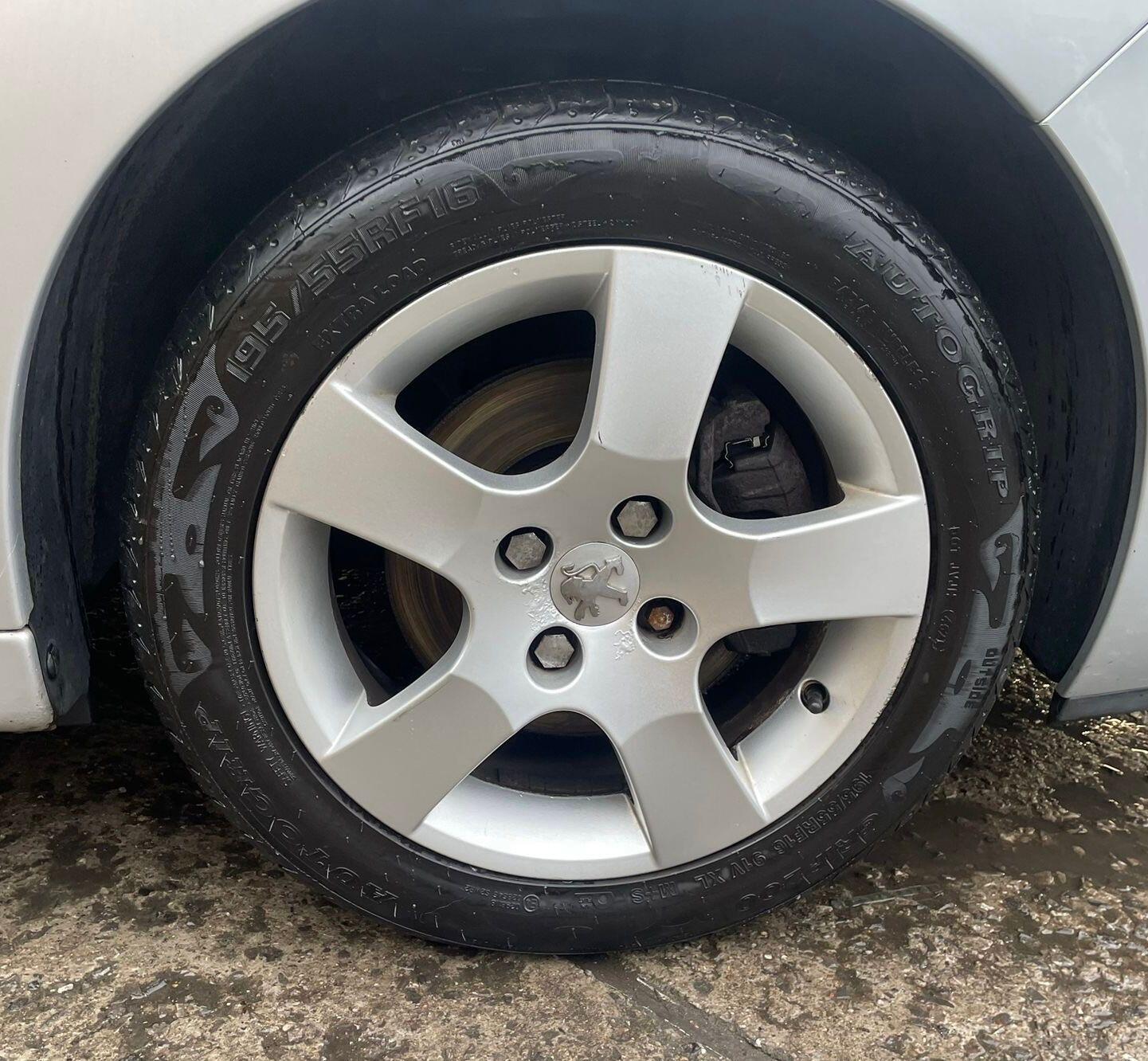 Used Peugeot 207 2010 for sale - 76667237: Photo 17