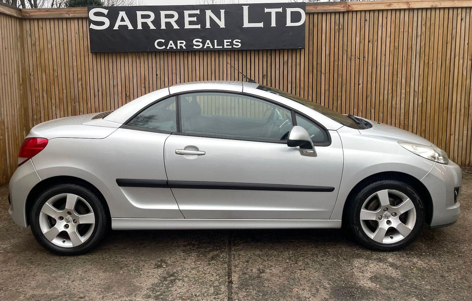 Used Peugeot 207 2010 for sale - 76667237: Photo 28