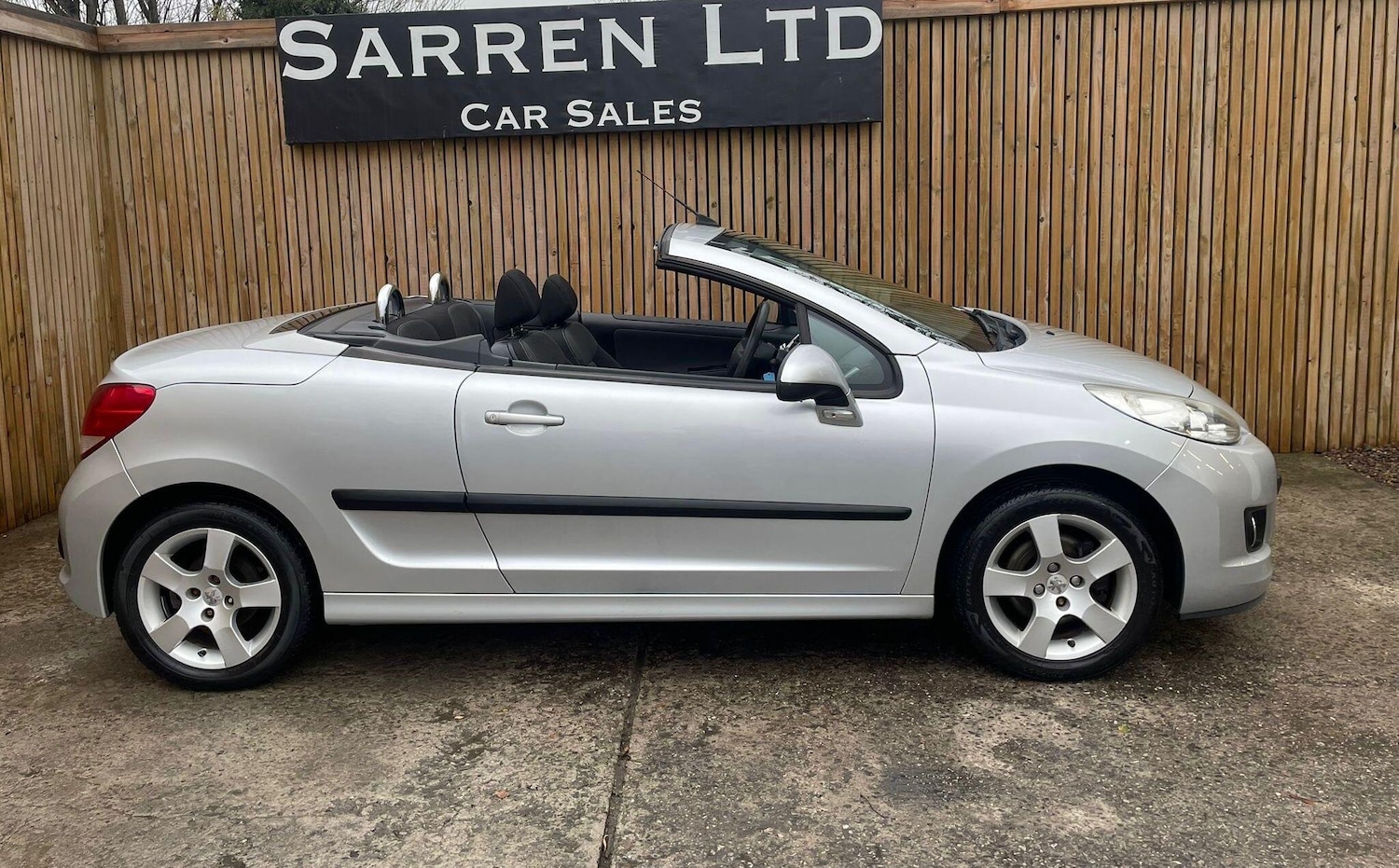 Used Peugeot 207 2010 for sale - 76667237: Photo 3