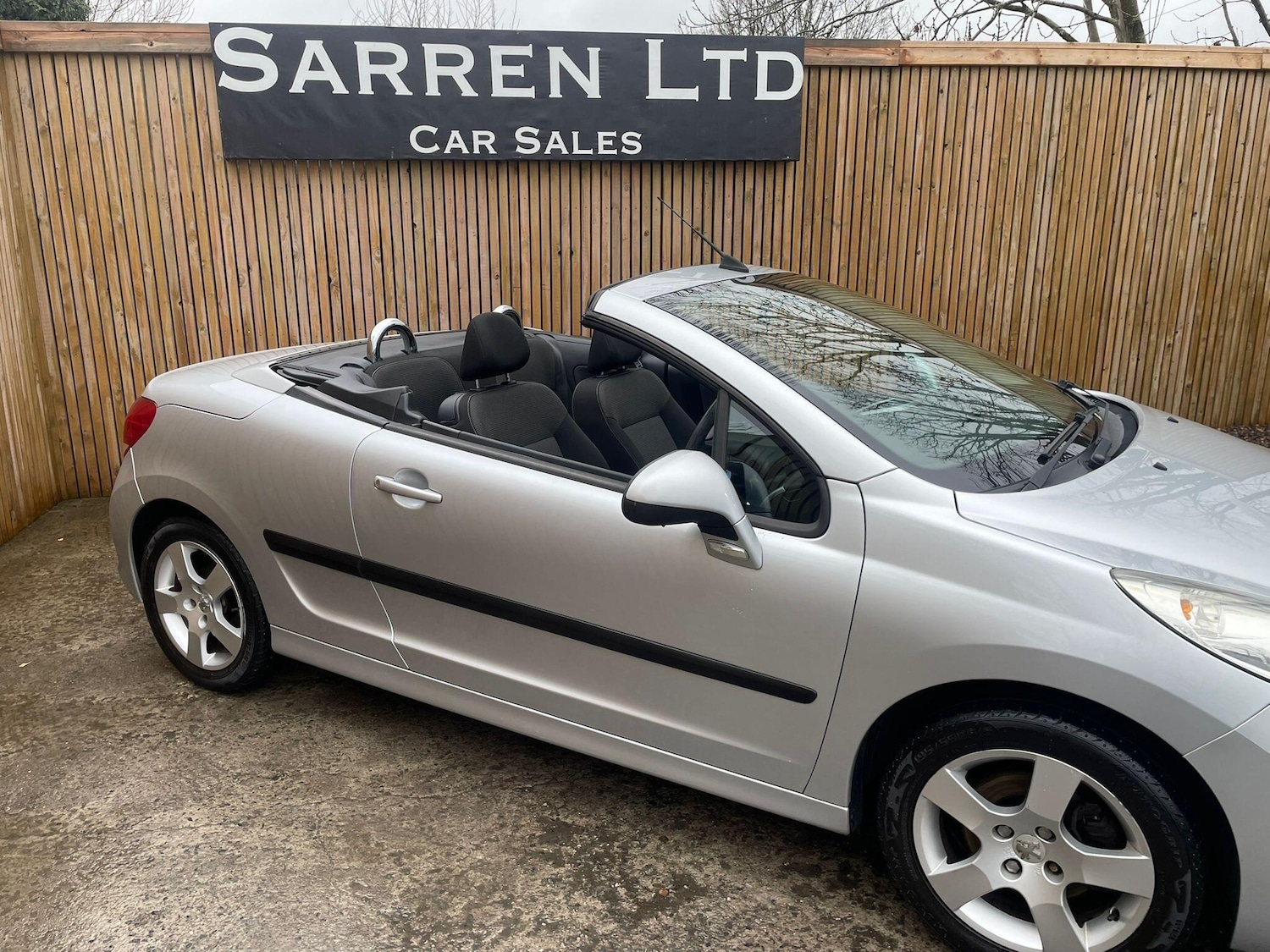 Used Peugeot 207 2010 for sale - 76667237: Photo 32