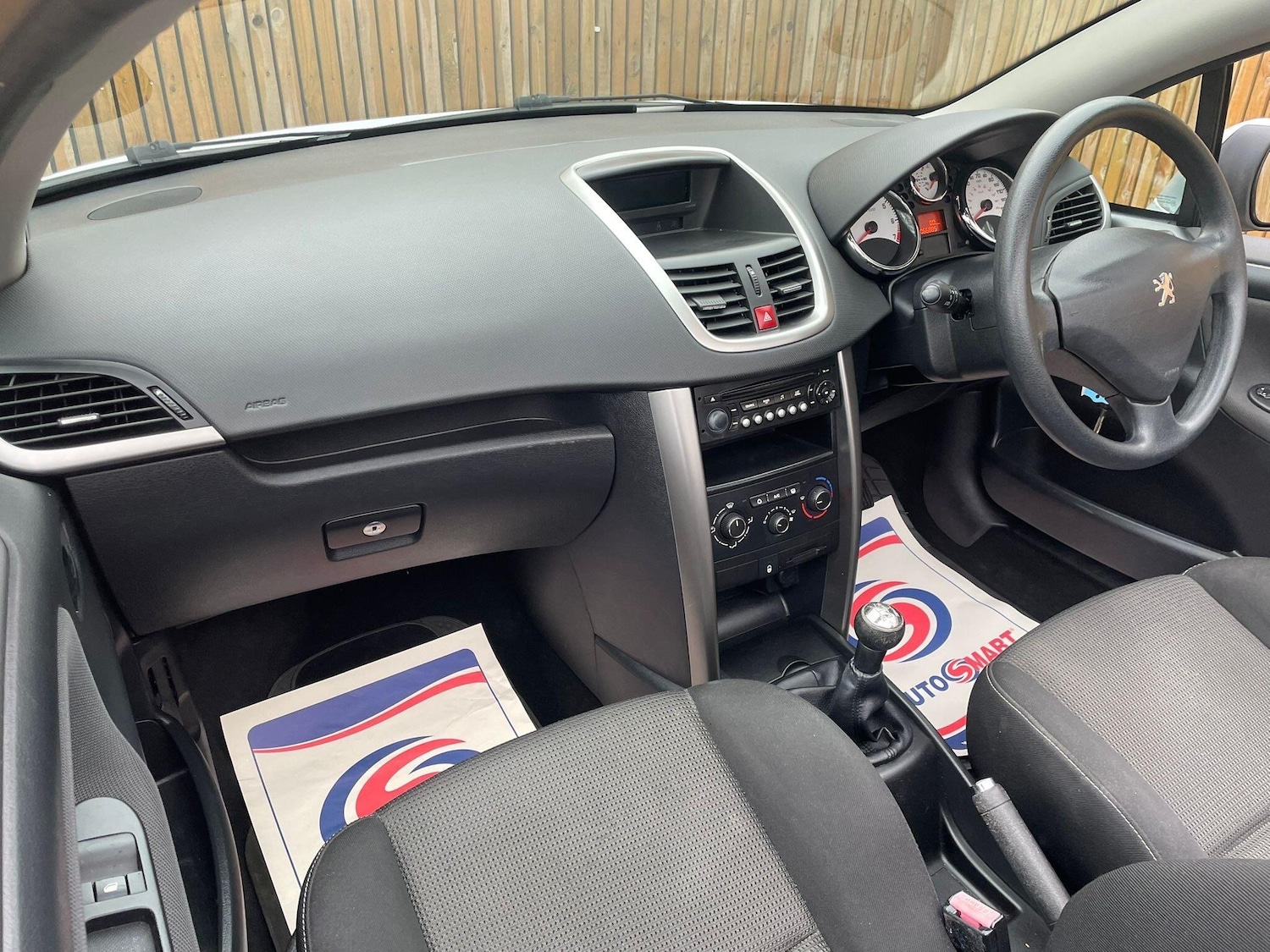 Used Peugeot 207 2010 for sale - 76667237: Photo 51