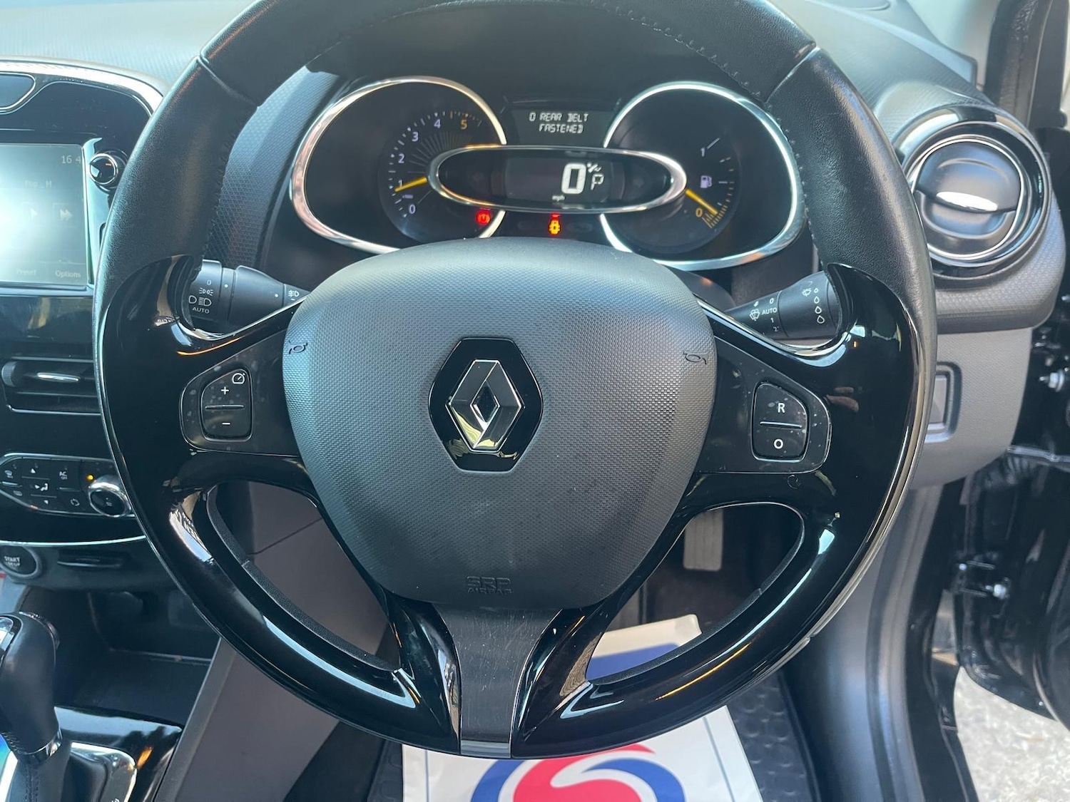 Used Renault Clio for sale - 77926079: Photo 26