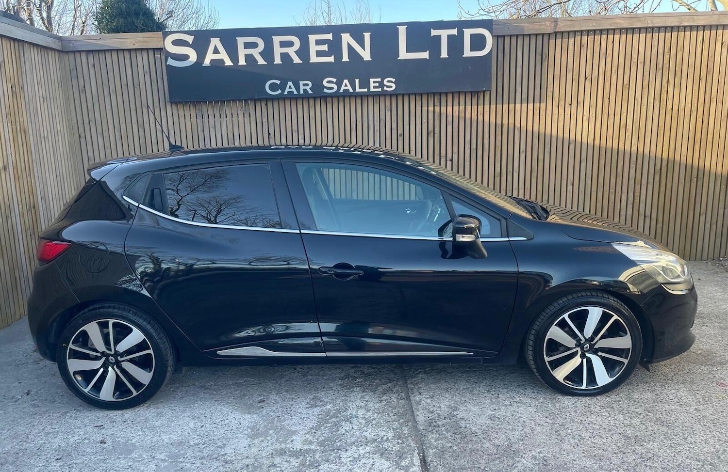 Used Renault Clio for sale - 77926079: Photo 3