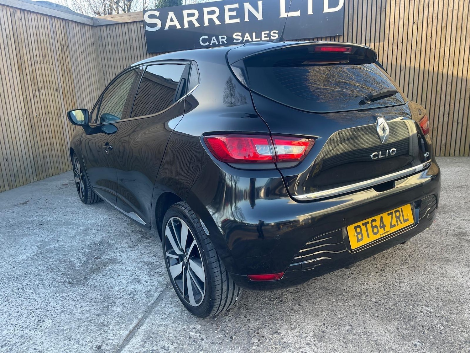 Used Renault Clio for sale - 77926079: Photo 42