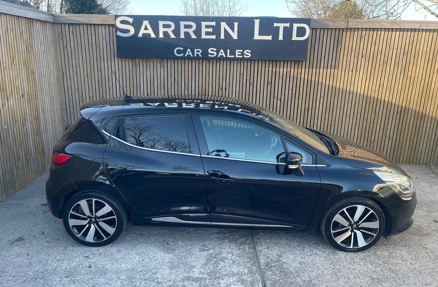 Used Renault Clio for sale - 77926079: Photo 44