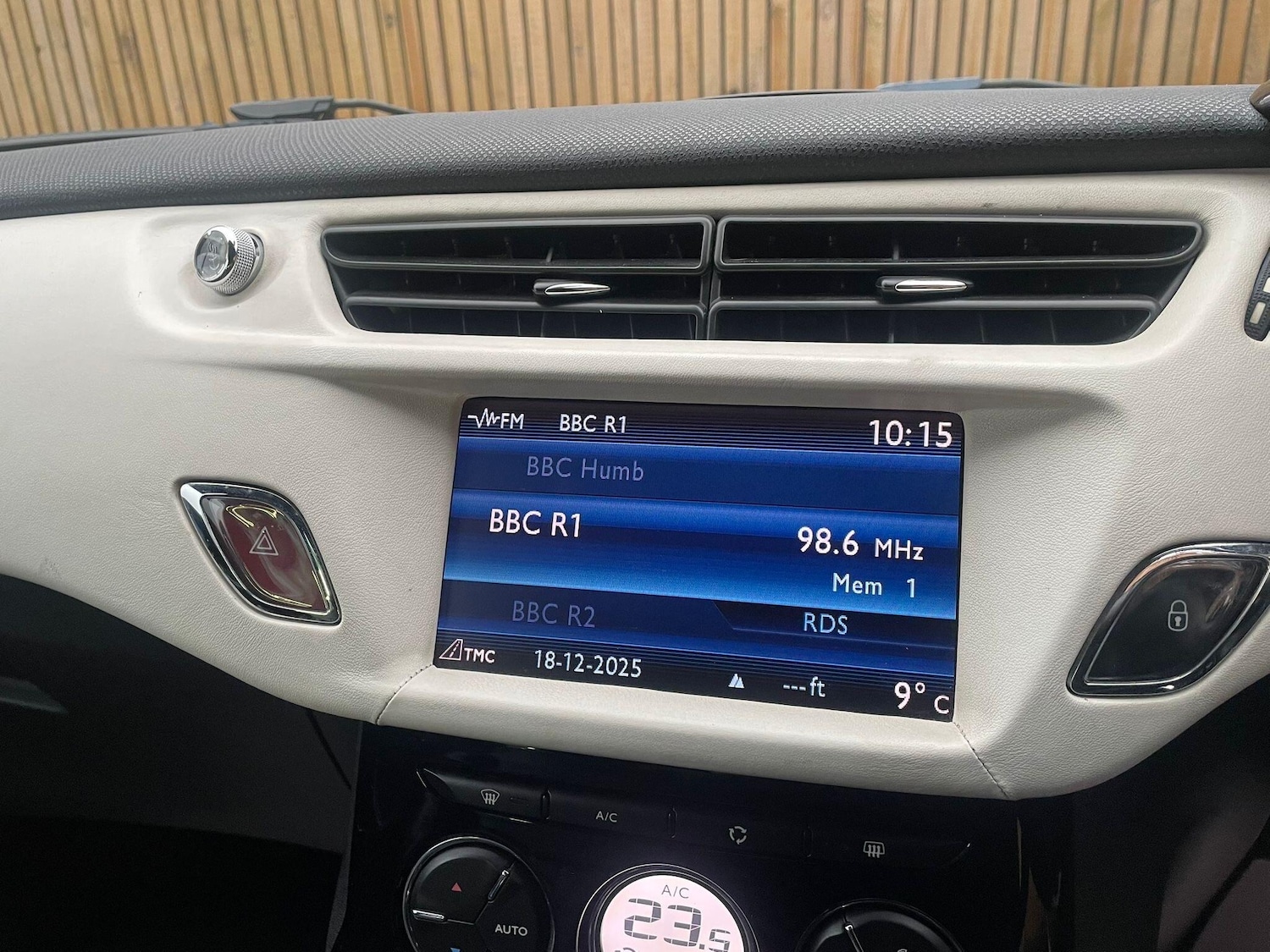 Used Citroen DS3 2012 for sale - 77852885: Photo 24