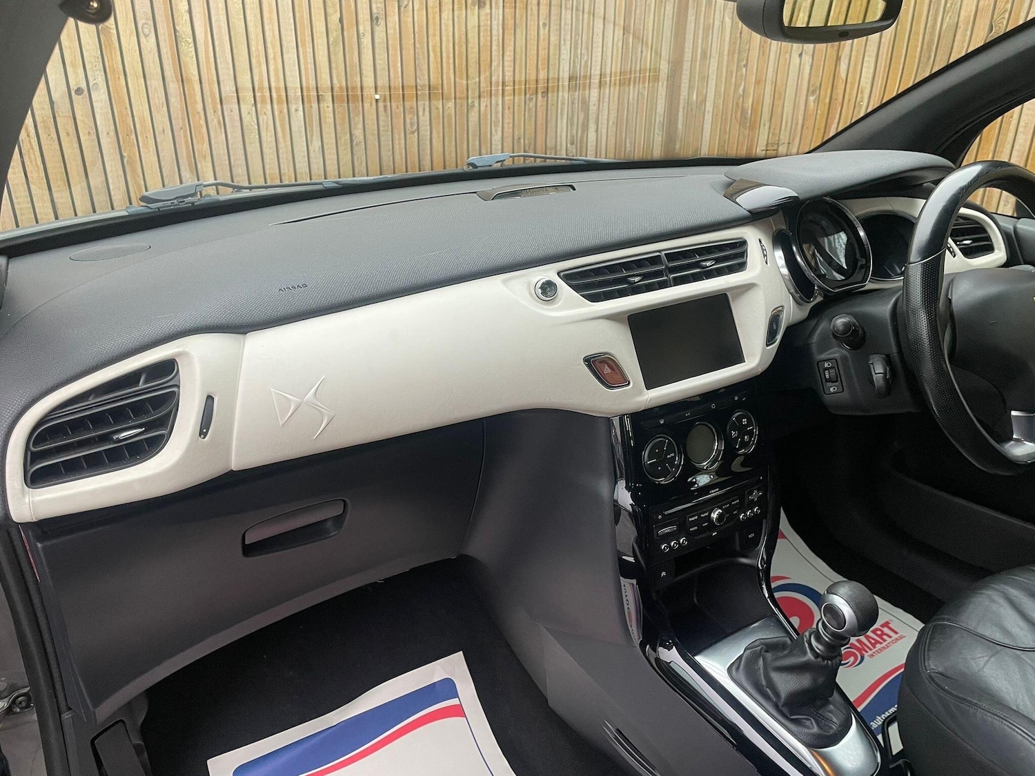 Used Citroen DS3 2012 for sale - 77852885: Photo 49