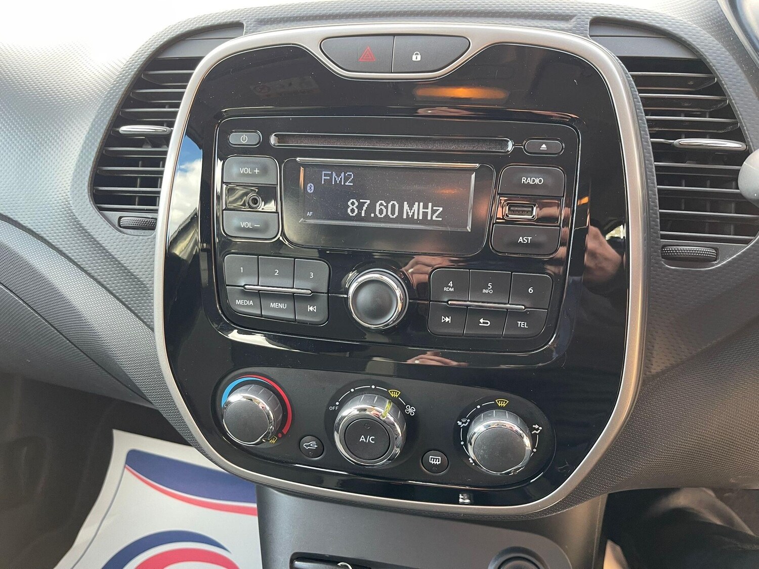 Used Renault Captur 2015 for sale - 77909028: Photo 13