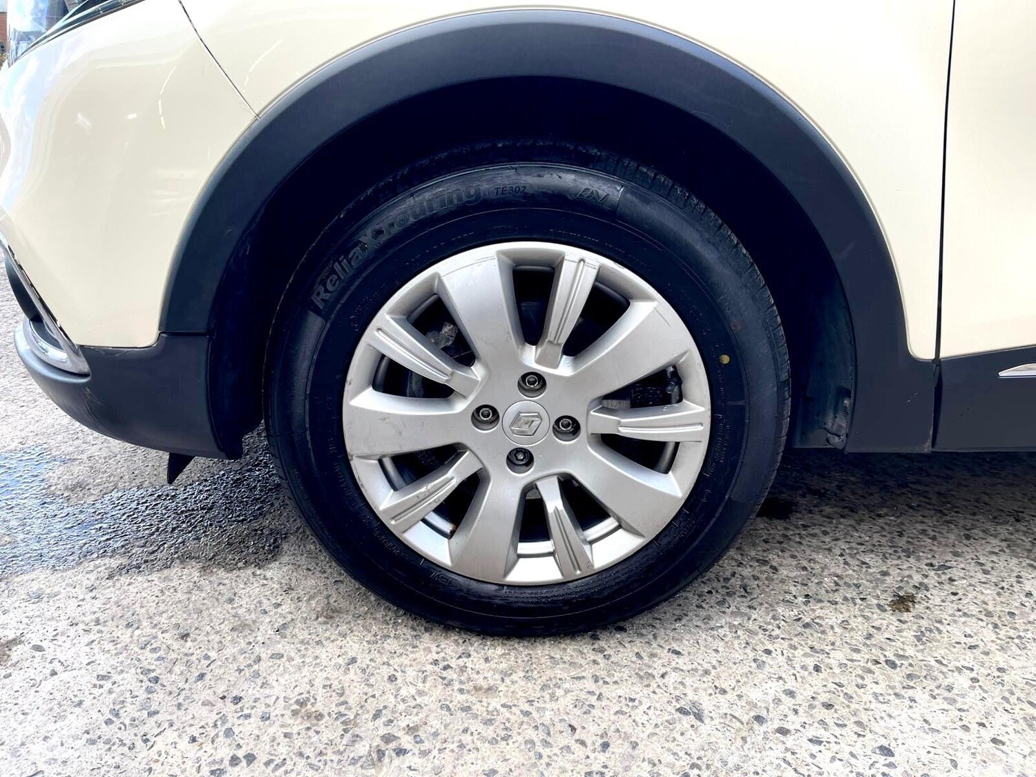 Used Renault Captur 2015 for sale - 77909028: Photo 17