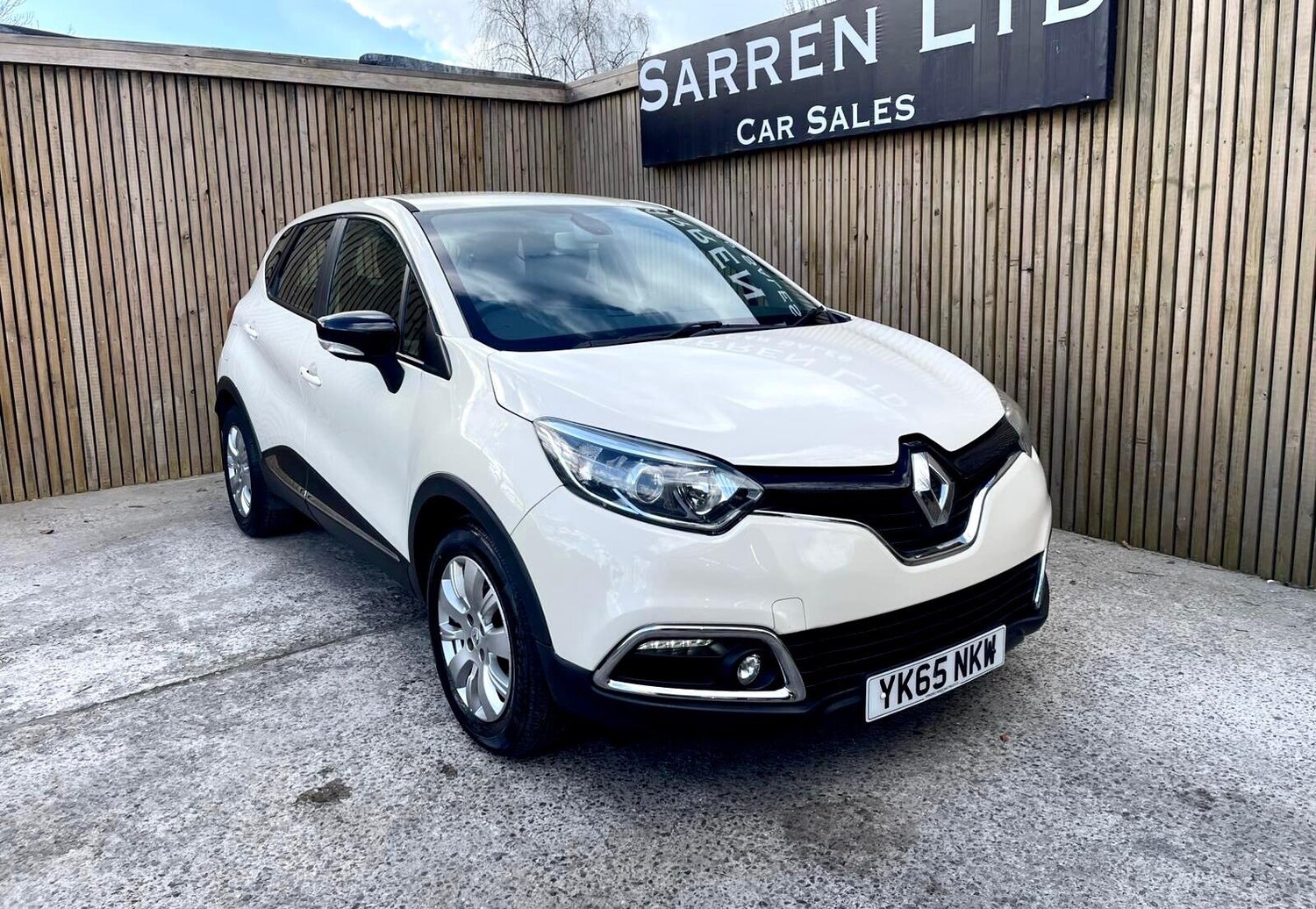 Used Renault Captur 2015 for sale - 77909028: Photo 31