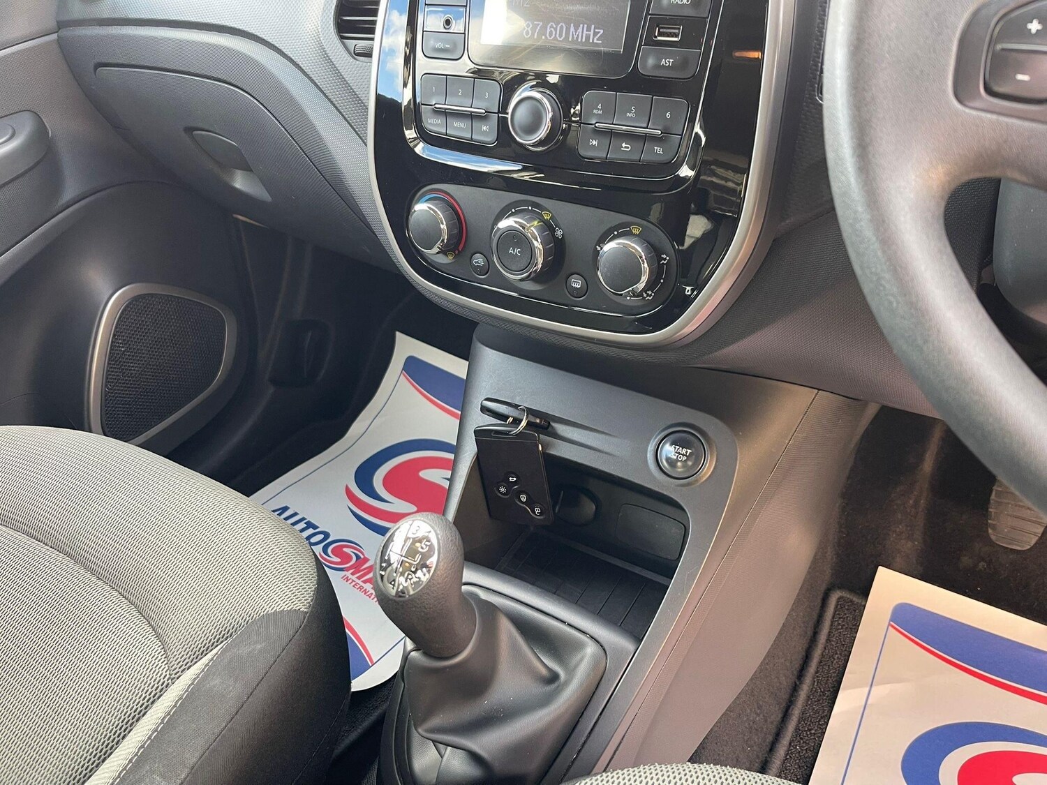 Used Renault Captur 2015 for sale - 77909028: Photo 47