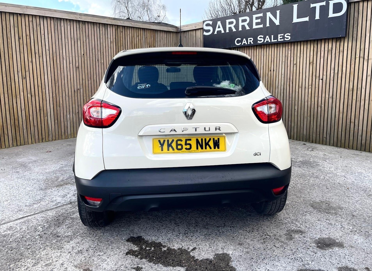 Used Renault Captur 2015 for sale - 77909028: Photo 6