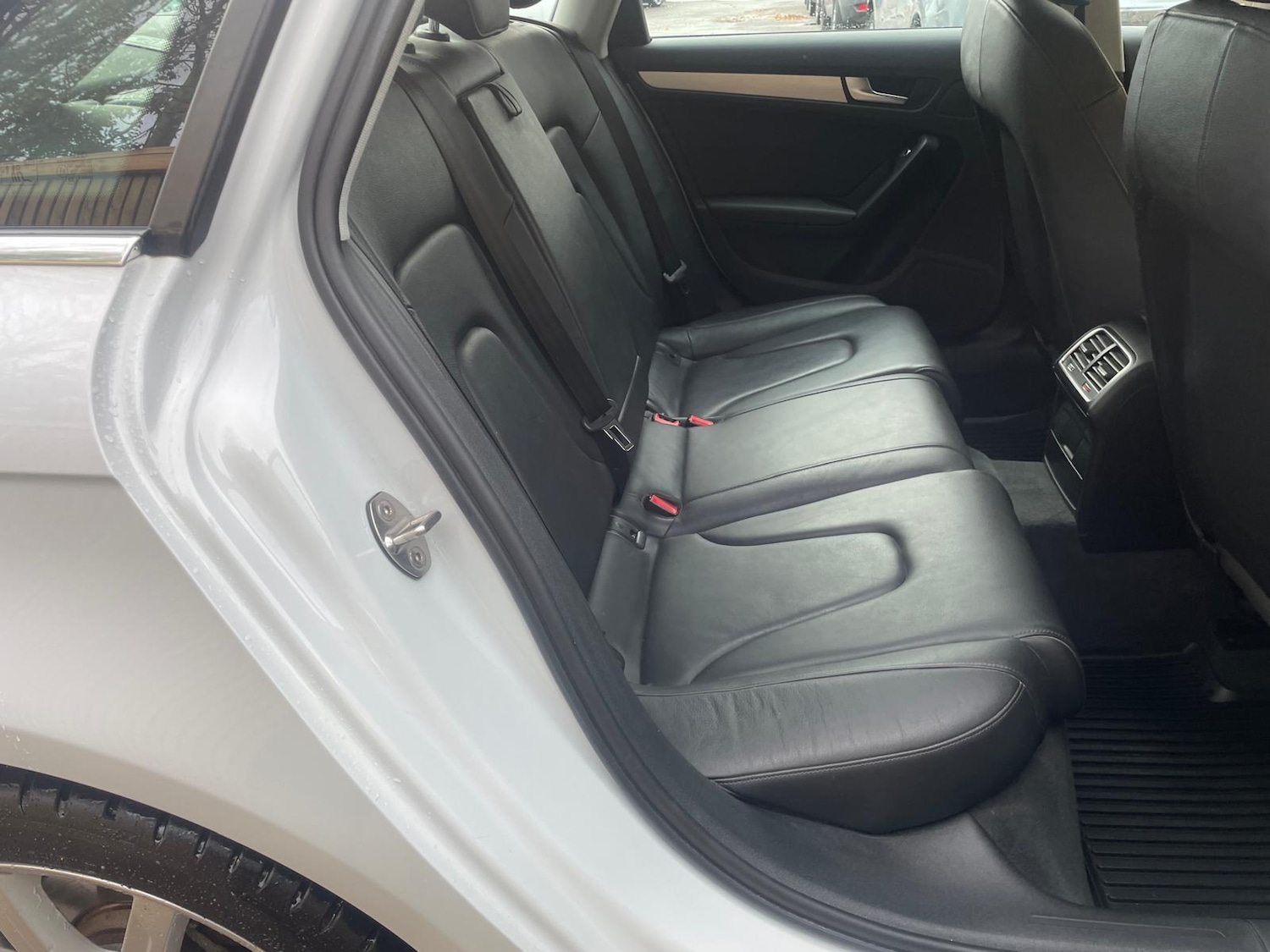 Used Audi A4 2015 for sale - 76409367: Photo 11