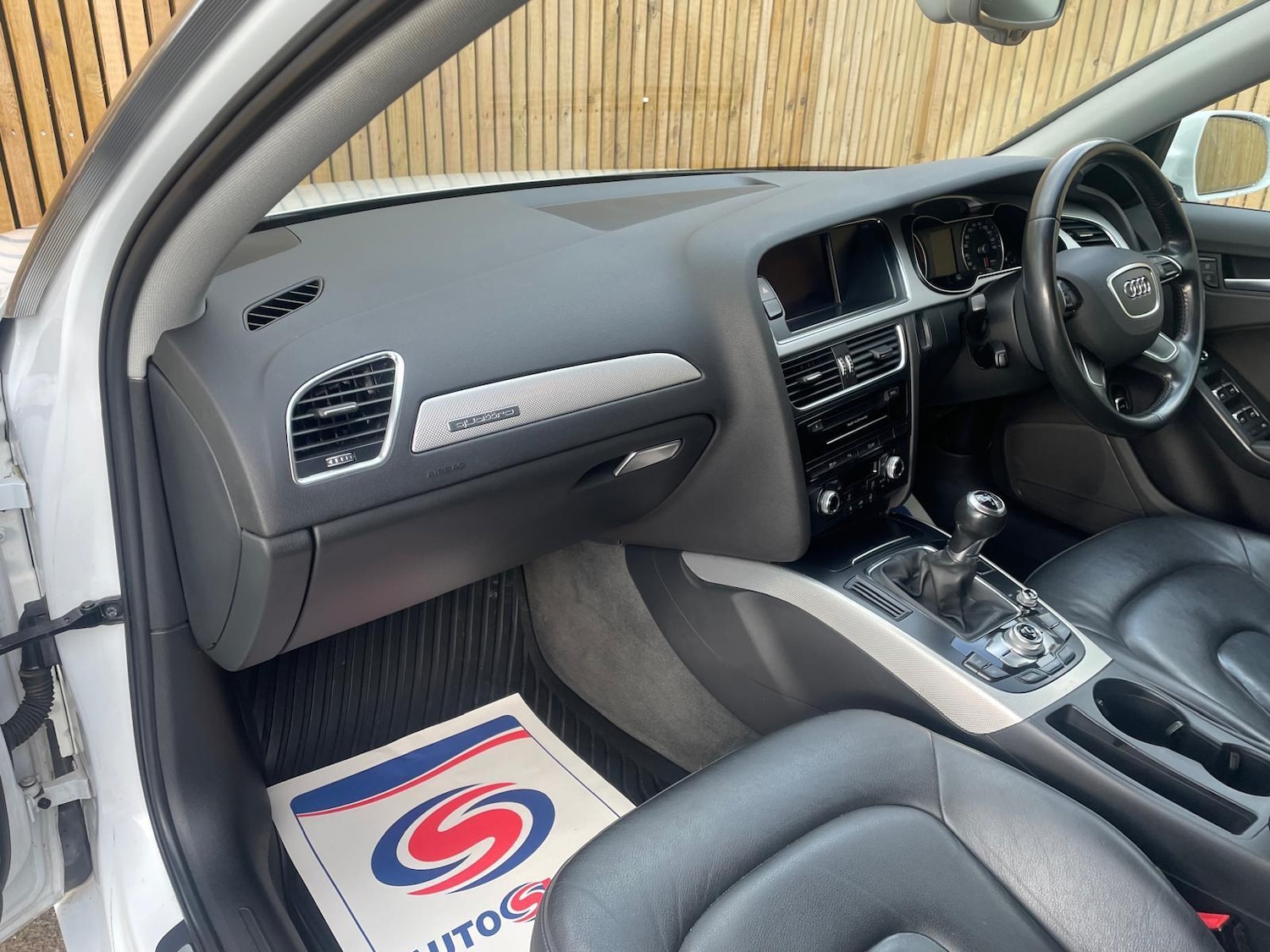 Used Audi A4 2015 for sale - 76409367: Photo 34