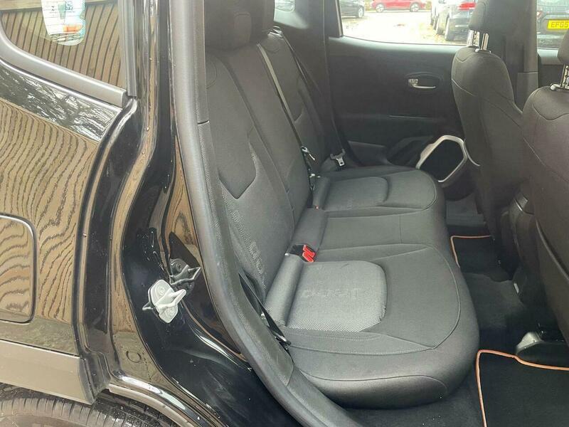 Used Jeep Renegade 2017 for sale - 76318217: Photo 11