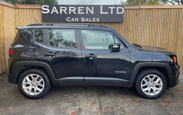 Used Jeep Renegade 2017 for sale - 76318217: Photo 3