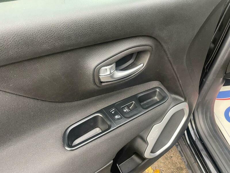 Used Jeep Renegade 2017 for sale - 76318217: Photo 47