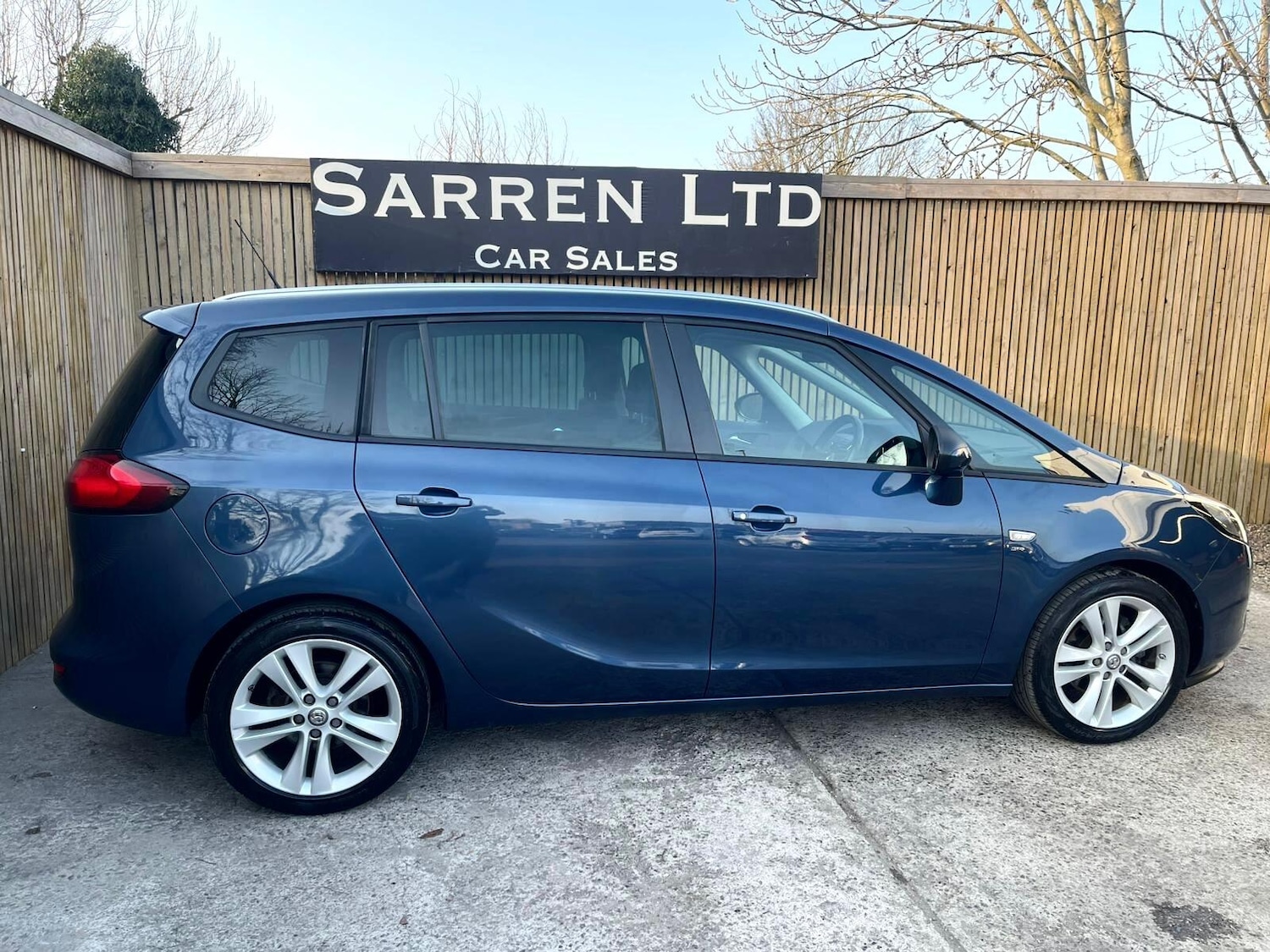 Used Vauxhall Zafira 2015 for sale - 77982470: Photo 25