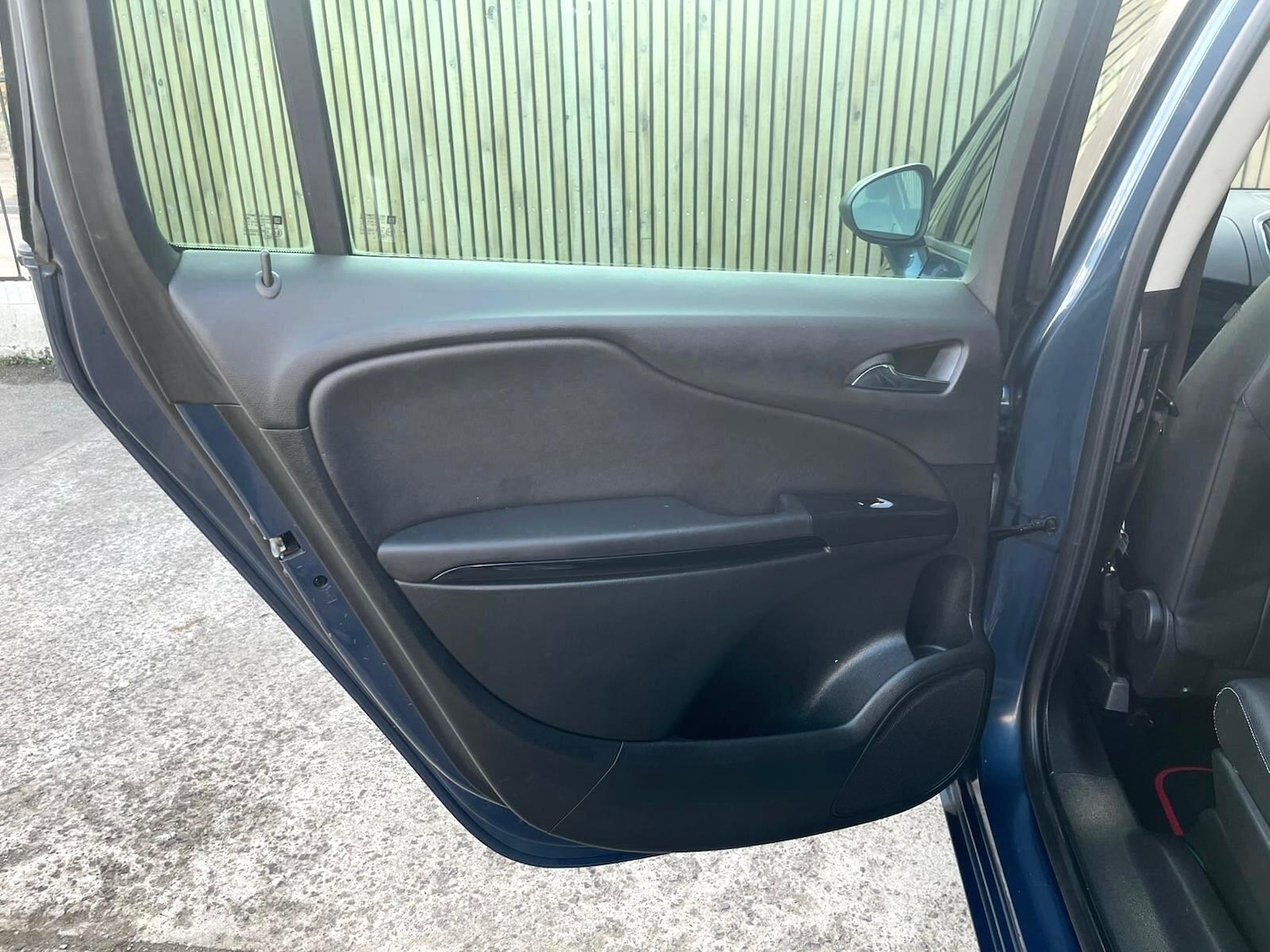 Used Vauxhall Zafira 2015 for sale - 77982470: Photo 49