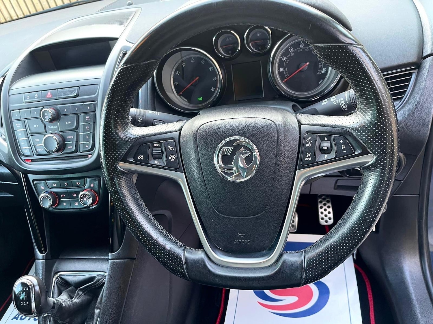 Used Vauxhall Zafira 2015 for sale - 77982470: Photo 63