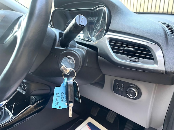 Used Vauxhall Corsa 2017 for sale - 76189892: Photo 42