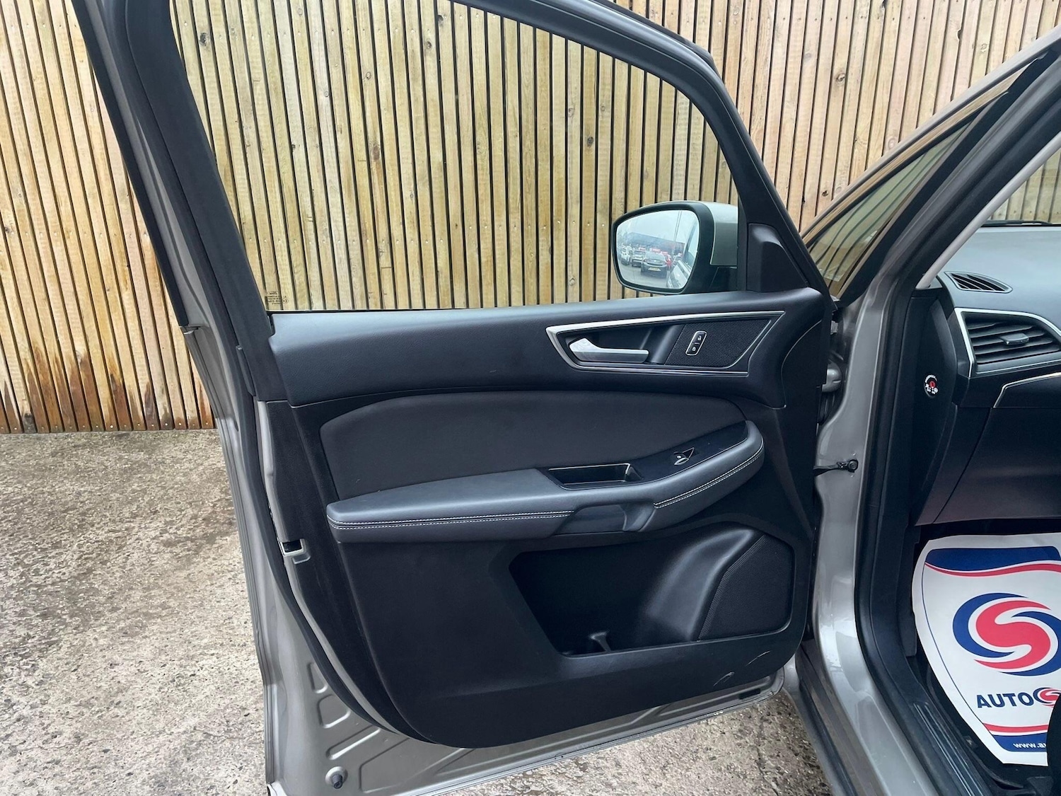 Used Ford S-Max 2016 for sale - 77411359: Photo 41