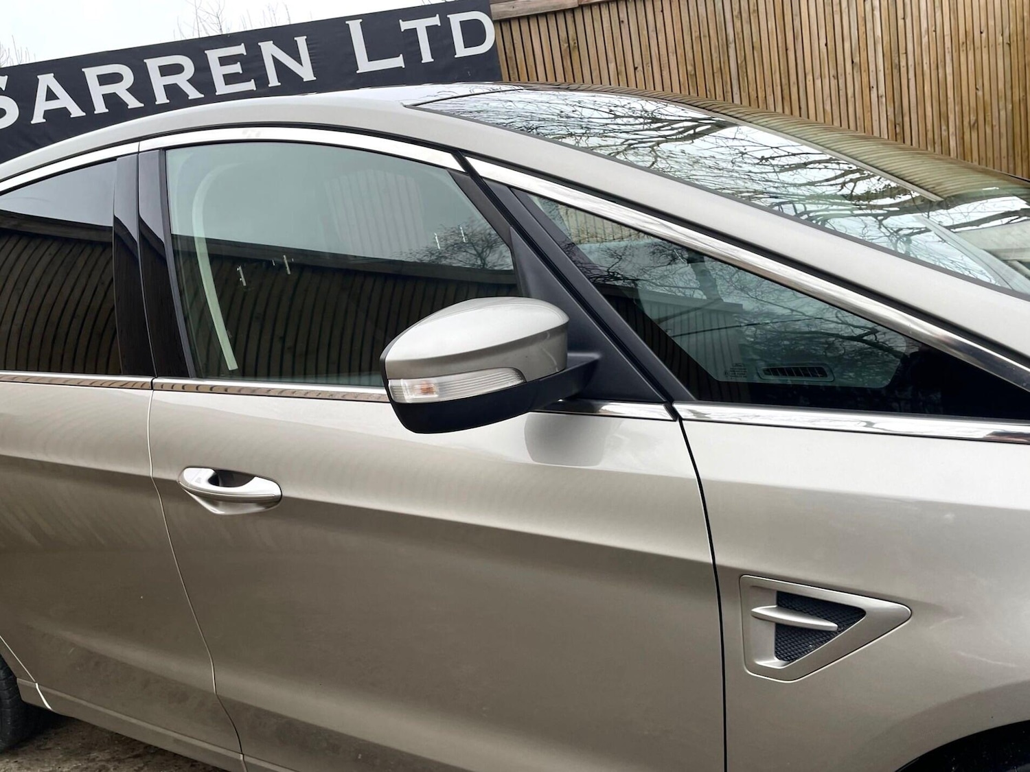 Used Ford S-Max 2016 for sale - 77411359: Photo 8