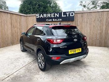 Used Kia Stonic 2018 for sale - 79387613: Photo