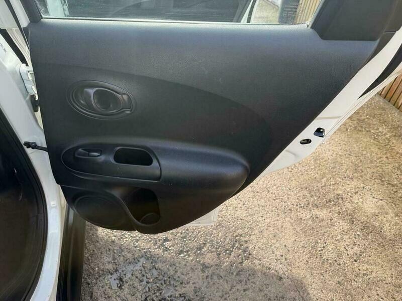 Used Nissan Juke 2014 for sale - 77396484: Photo 15