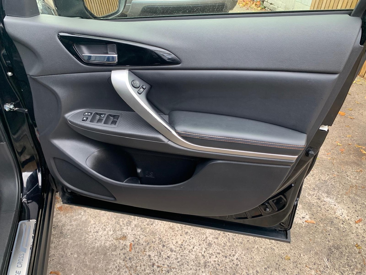 Used Mitsubishi Eclipse Cross 2018 for sale - 76377468: Photo 32