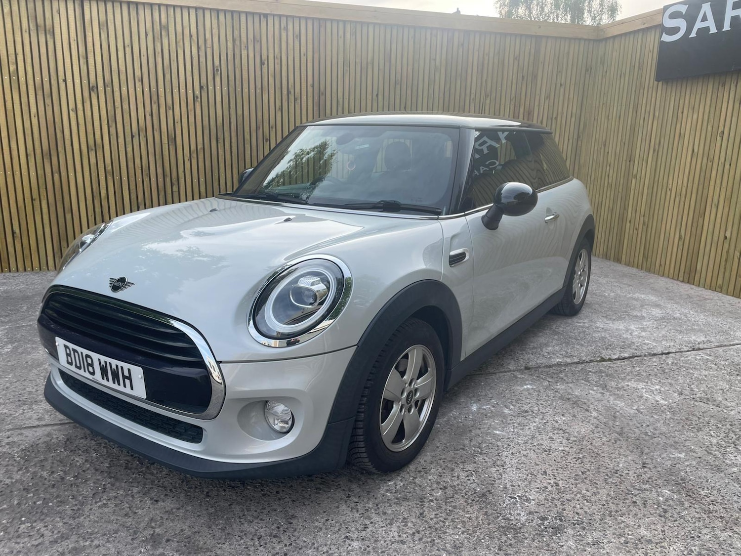 Used MINI Hatch 2018 for sale - 76801637: Photo 51