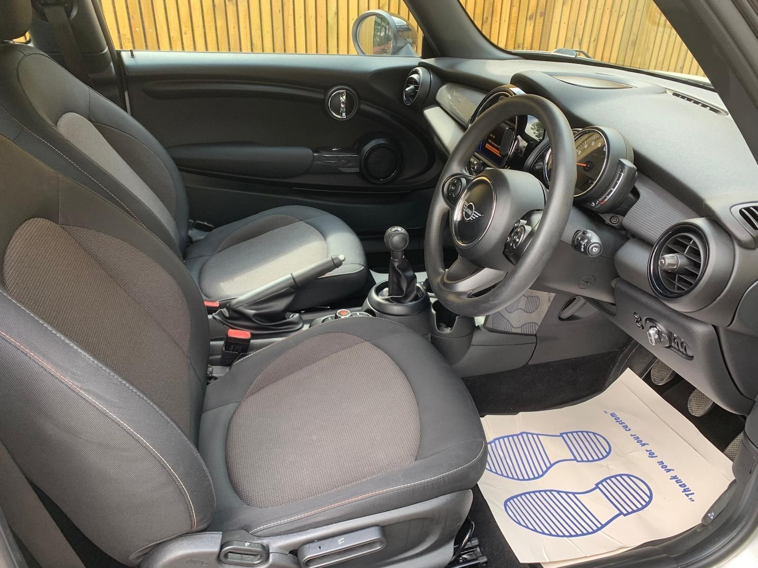 Used MINI Hatch 2018 for sale - 76801637: Photo 9