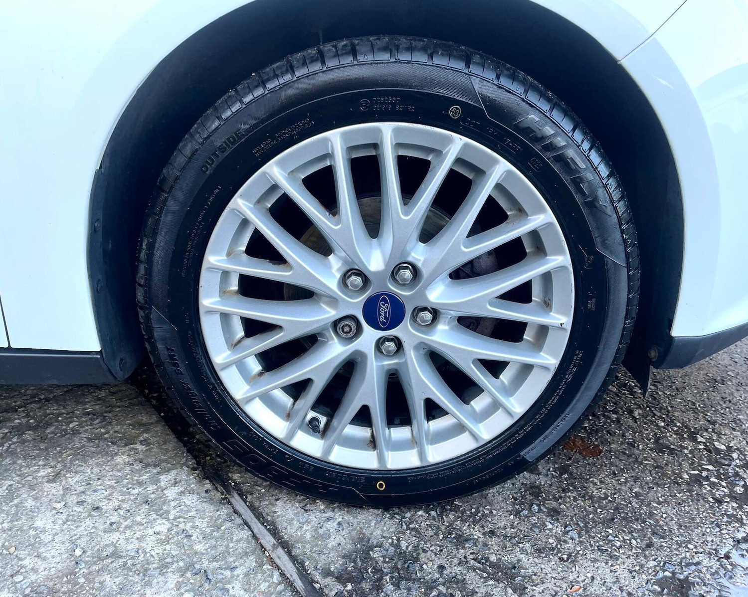 Used Ford Focus 2013 for sale - 76458068: Photo 20