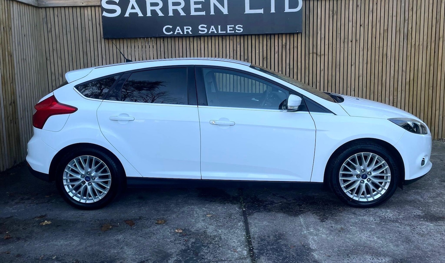 Used Ford Focus 2013 for sale - 76458068: Photo 25