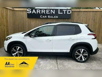 Used Peugeot 2008 2017 for sale - 77067113: Photo